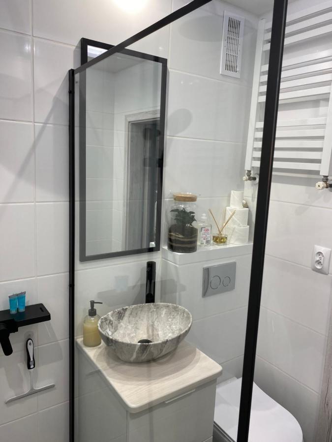 Apartament Blisko Wszedzie Ostrowiec Świętokrzyski Екстериор снимка