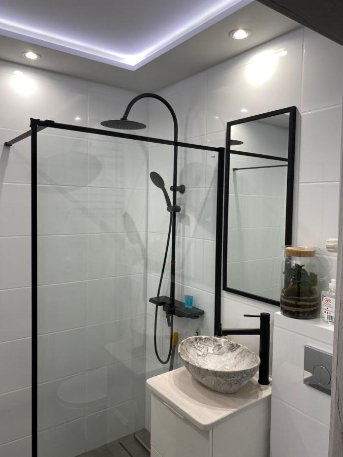 Apartament Blisko Wszedzie Ostrowiec Świętokrzyski Екстериор снимка